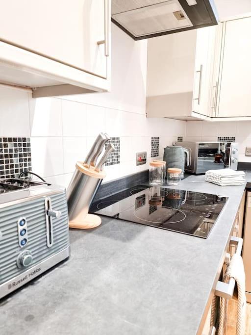 Stunning Flat Close To Apartment Swansea