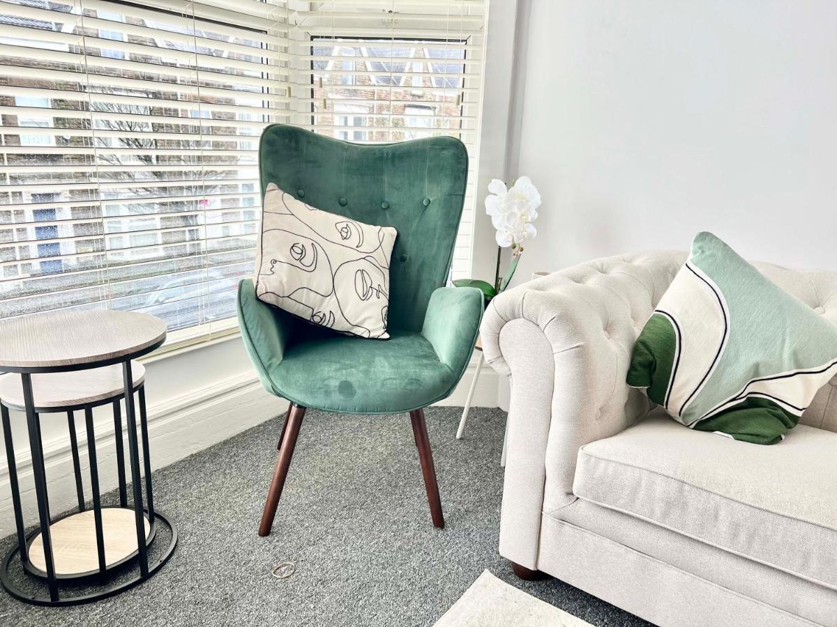 Apartment Stunning Flat Close To Swansea