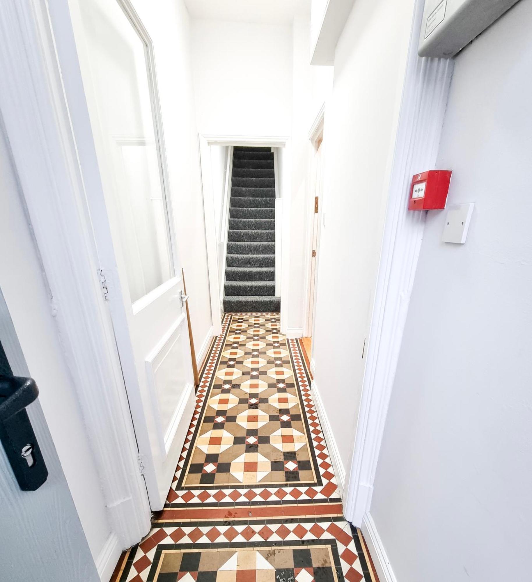Apartment Stunning Flat Close To *